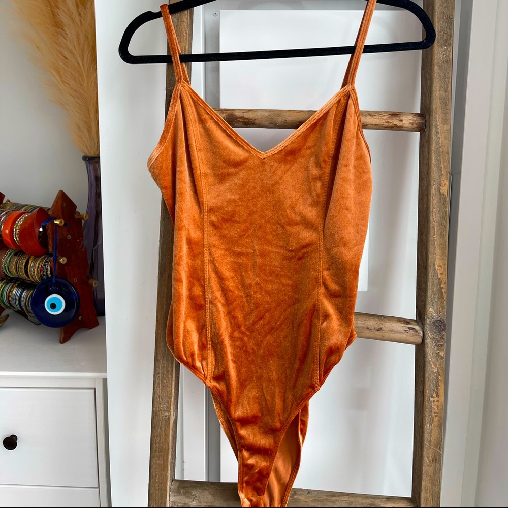 Forever 21 rust-colored velvet bodysuit